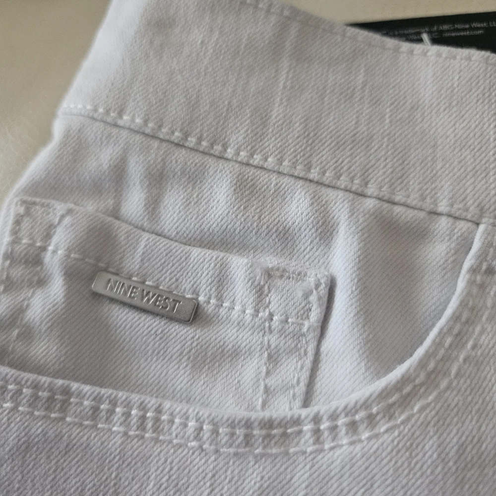 Nine West Women's White Shorts - Picture 7 of 11